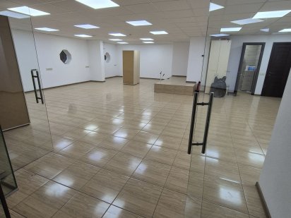 Оренда офіс Воздвиженка Подол Град Киев