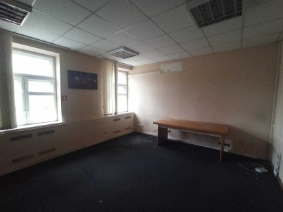 Офіс 34,8 кв.м., метро Берестейська та Шулявська Київ