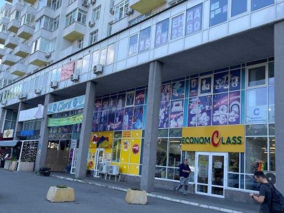 Аренда фасада 132+90 кв.м на Нивках. Щербаковского 52. Салютная Киев