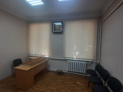 Сдаю срочно под офис 2комн.кв. ул.Адмиральская,40м, парадный вход Миколаїв