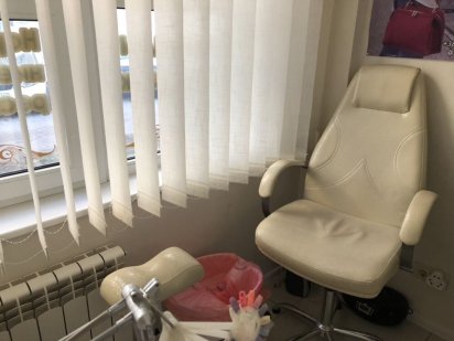 Оренда Кабінету для манікюру/ педикюру Киев