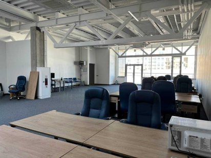 Оренда офісу на вул. Кульпарківська, 209м2. Генератор!!! Без комісії!! Львів