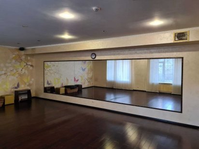 Спортивный зал для фитнеса, танцев, йоги и различных видов спорта. Дніпро