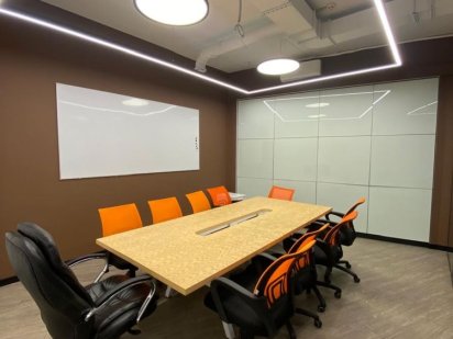 Офім в БЦ Хвиля, Щорса (Коновальця) 36д, 222м2 + 3 паркомісця, центр Киев