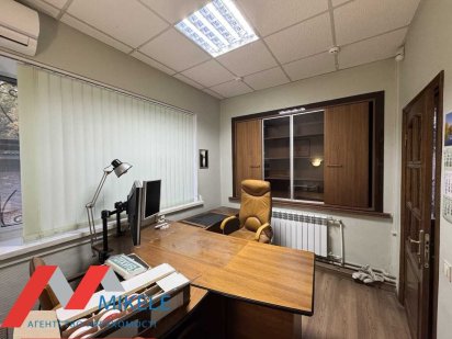 БЕЗ% Оренда кабінету 10м2 просп. Берестейський 104Б м. Святошин Киев
