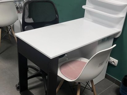 Сдам рабочее место для мастера маникюра Дніпро