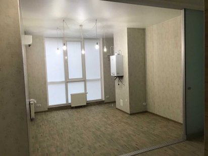 Приміщення без комісії біля метро Славутич під офіс/шоу рум/салон. Київ