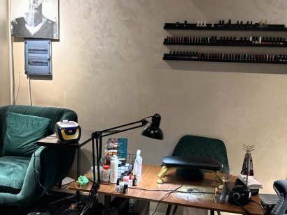 Сдам место мастеру маникюра Дніпро