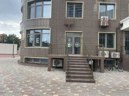 Сдам помещение на каманина 45 жемчудина кадорр аркадия Одеса