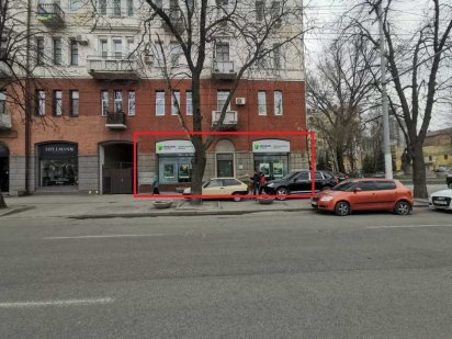 Оренда приміщення з вітринами на проспекті Дмитра Яворницького Днепр