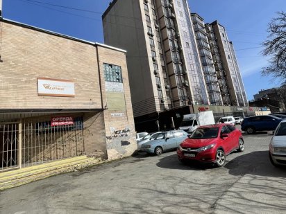 Оренда офіса від власника, центр, Шмідта 25, біля ЖК Атлант Дніпро