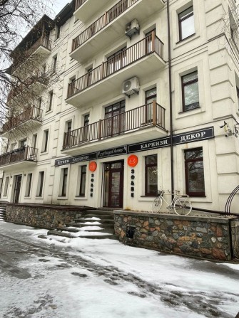 Здам фасадне торгове приміщення 100 м/кв.  вул. Степана Рудницького - фото 1