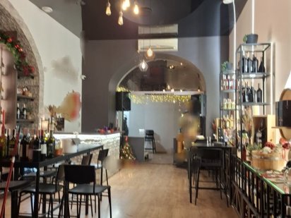 Сдам шикарный магазин-бар в супер проходном месте Одессы! Одеса