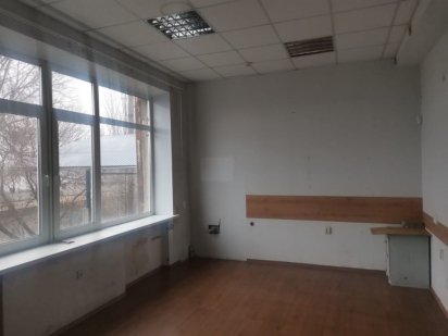 Здам офіс приймальня 2 кабінети пр. Соборний центр комунальні електро.