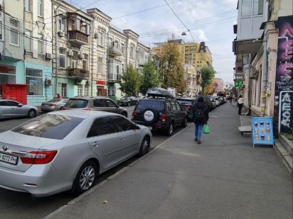 Здам приміщення 70м.кв.140м.кв.Поділ.Костянтинівська 27.Контрактова пл Київ