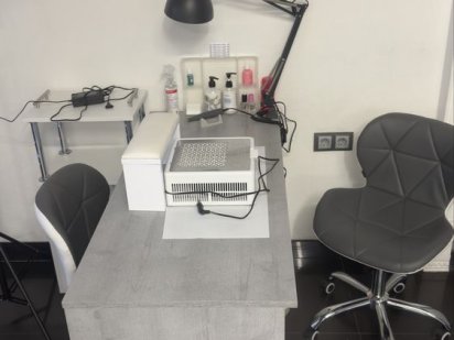 ОРЕНДА  місця для майстра манікюру!! Львів