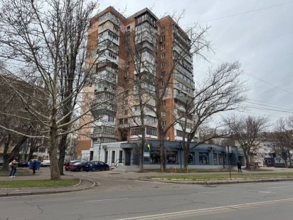 Аренда фасадного помещения под магазин Королева/Левитана