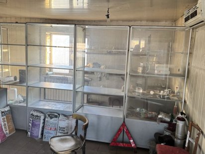 Сдам в аренду магазин 40 кв под автозапчасти Дніпро