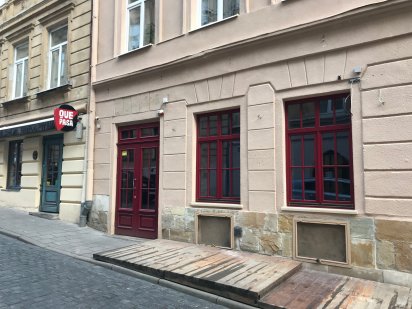 Оренда фасадного приміщення в пішій зоні, Друкарська-Лесі Українки Львів