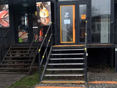 Оренда комерційного приміщення з ремонтом на лівому березі фасад 65 м2 Киев