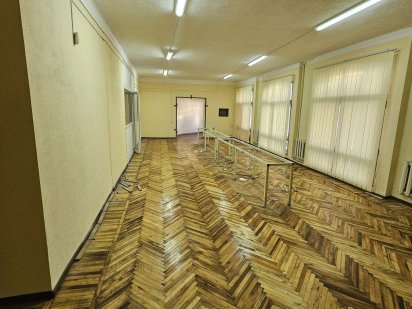 Помещение 100-200 м/кв на Красной Линии Под Бизнес ул..Победы