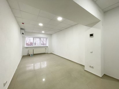 Сдам офис 21 кв.м. Центр города, свежий ремонт. Стабилтный свет! Дніпро