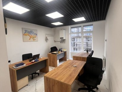 Офис помещение 3 кабинета Сегедская  4 фонтана жк дерби Одеса