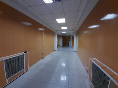 Помещение под офис , магазин - 82 кв. м. 100 грн метр