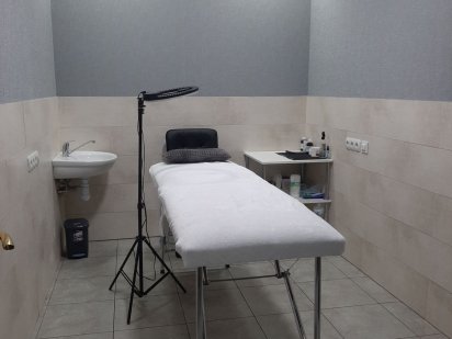 Сдам кабинет в салоне.25чап.дивизии/М.Жукова. Одеса