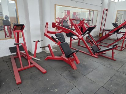 Видео. Спортзал с оборуд Жд вокзал. центр Одесса