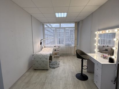 Здам робоче місце бот. Сад/ 23 серпня Харків