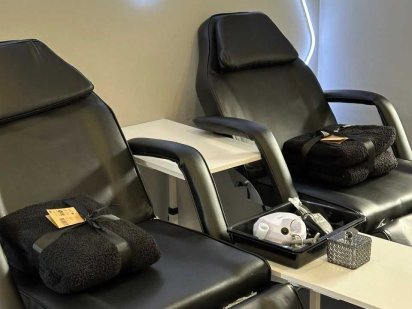 Сдам место для мастера маникюра от 15 дней или полный месяц Одесса