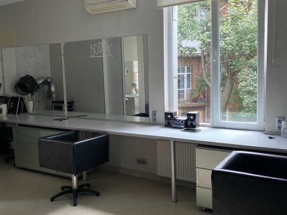 Перукар або оренда перукарського робочого місця Харьков