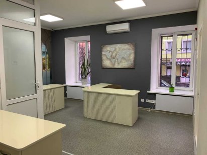 Здам свій світлий офіс в центрі. Свіжий ремонт. Нові меблі! Харьков