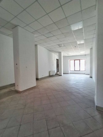 Оренда приміщення 135 м.кв з ремонтом вул.Залізнична 900$ - фото 1