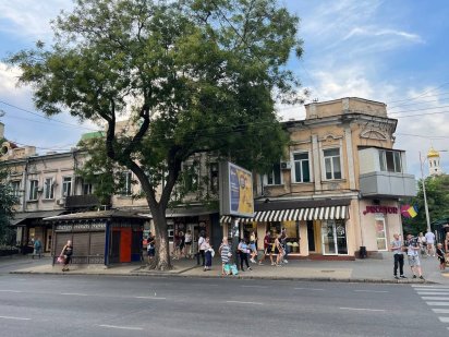 Оренда мафа на перехресті В.Арнаутська/Преображенська Одеса