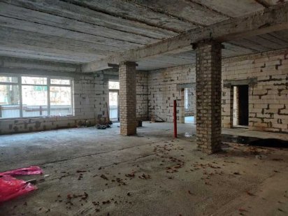 Здається в оренду комерційне приміщення 200 кв.м у центрі Ладижина! Ладыжин