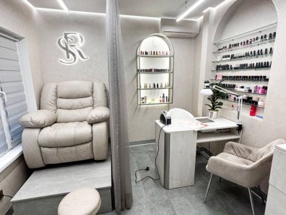 Аренда для мастера маникюра