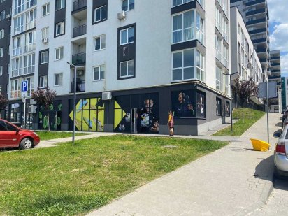 Суборенда фасадного приміщення 55 м2., вул.  Трускавецька. Львов