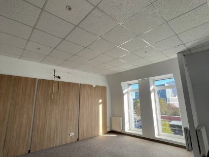 Оренда офісного приміщення по вулиці Джерельна ( 52 м2 ) Львов