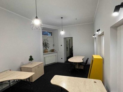 Оренда Комерційного Приміщення в Центрі Міста Вул: Зелена (Початок) Львів