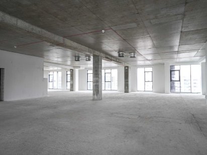 Оренда офісного приміщення 1800 м2 за 12$/м2 на вул. Кульпарківська Львів