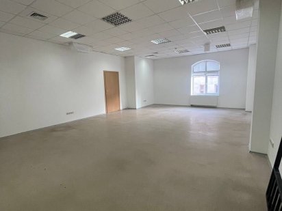 Оренда офісного приміщення по вул. Джерельна, 80.9 кв.м. Львов