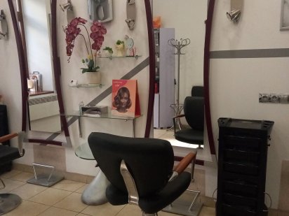 Оренда крісла перукаря і манікюра Львів