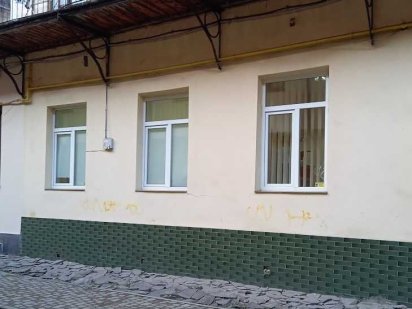 Оренда приміщення під салон, комерцію вул. Коперніка 16, 1 п. 34 кв.м. Львов