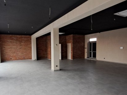 Оренда комерційної нерухомості Липини