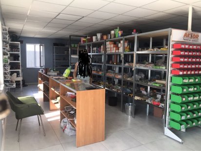 Оренда приміщення під аптеку, офіс, комерція Липины