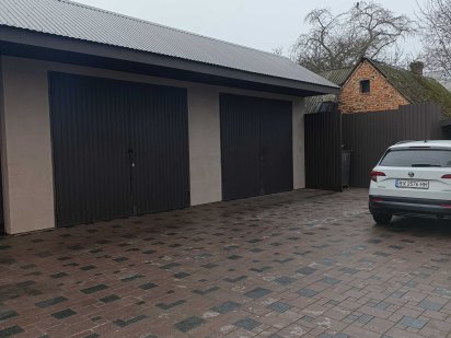 Офісне приміщення і Склад Горохов