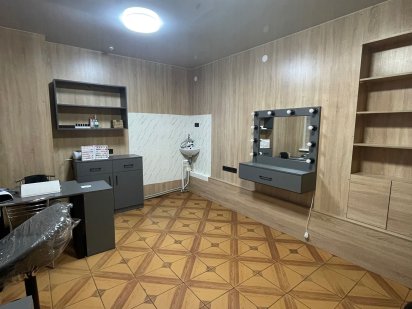 Здається приміщення в оренду з новим ремонтом Чуднов