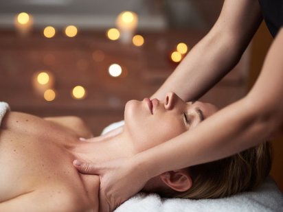 Місце для масажиста, депіляції, перукаря Вовчинець